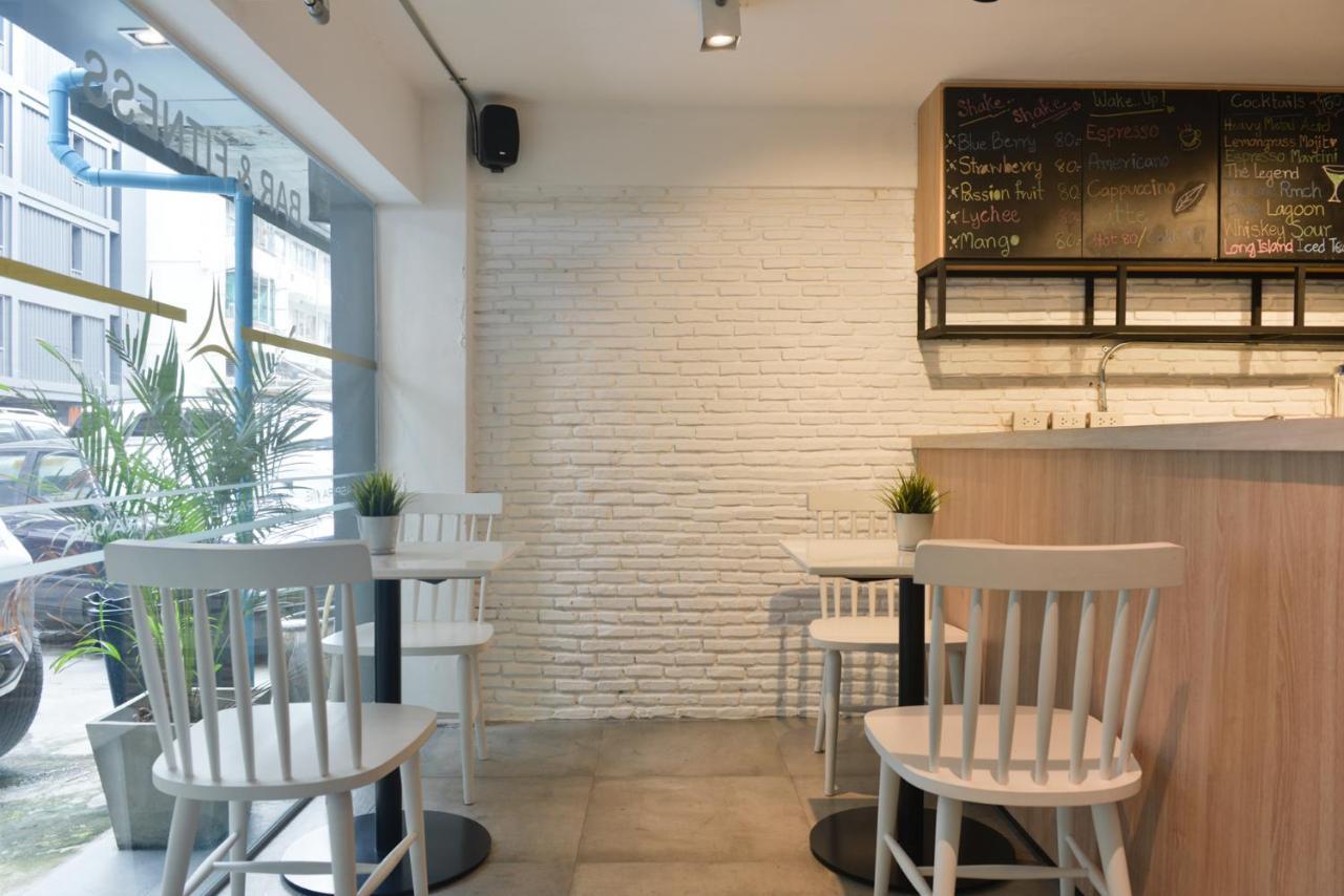 Aspira One Sutthisan Bangkok Exterior photo